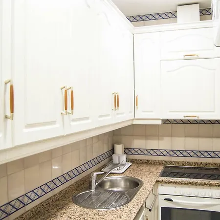 Full Equipped In Center Apartment *